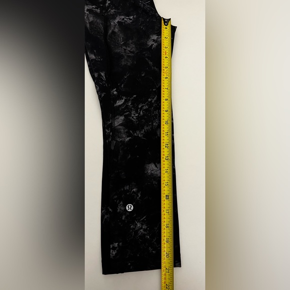 Lululemon Swift Speed High-Rise Crop 21" Aquila Black Multi Running Leggings 4 - Picture 8 of 8